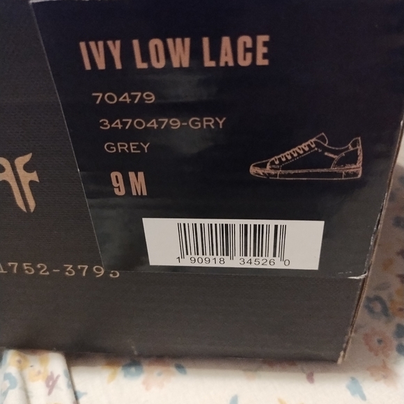 New Frye women's  sneaker New Gray Size 9M - Picture 10 of 10